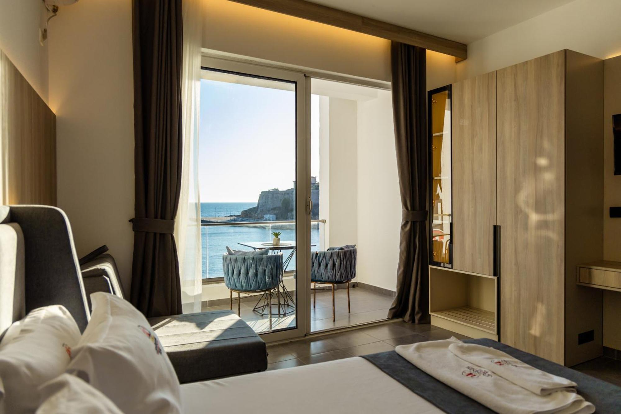 Continental Hotel Ulcinj Luaran gambar