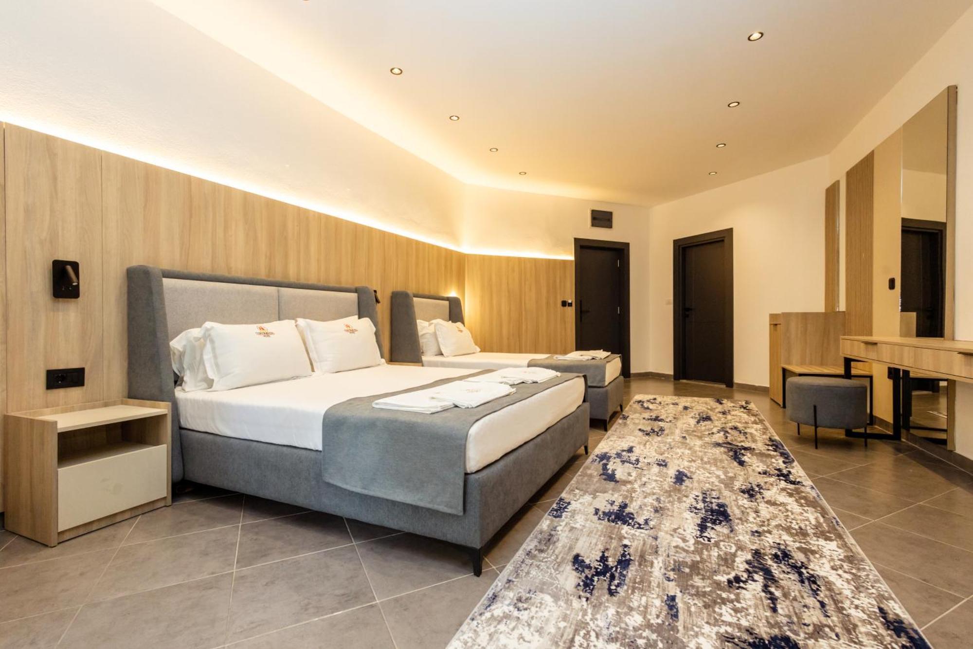 Continental Hotel Ulcinj Luaran gambar
