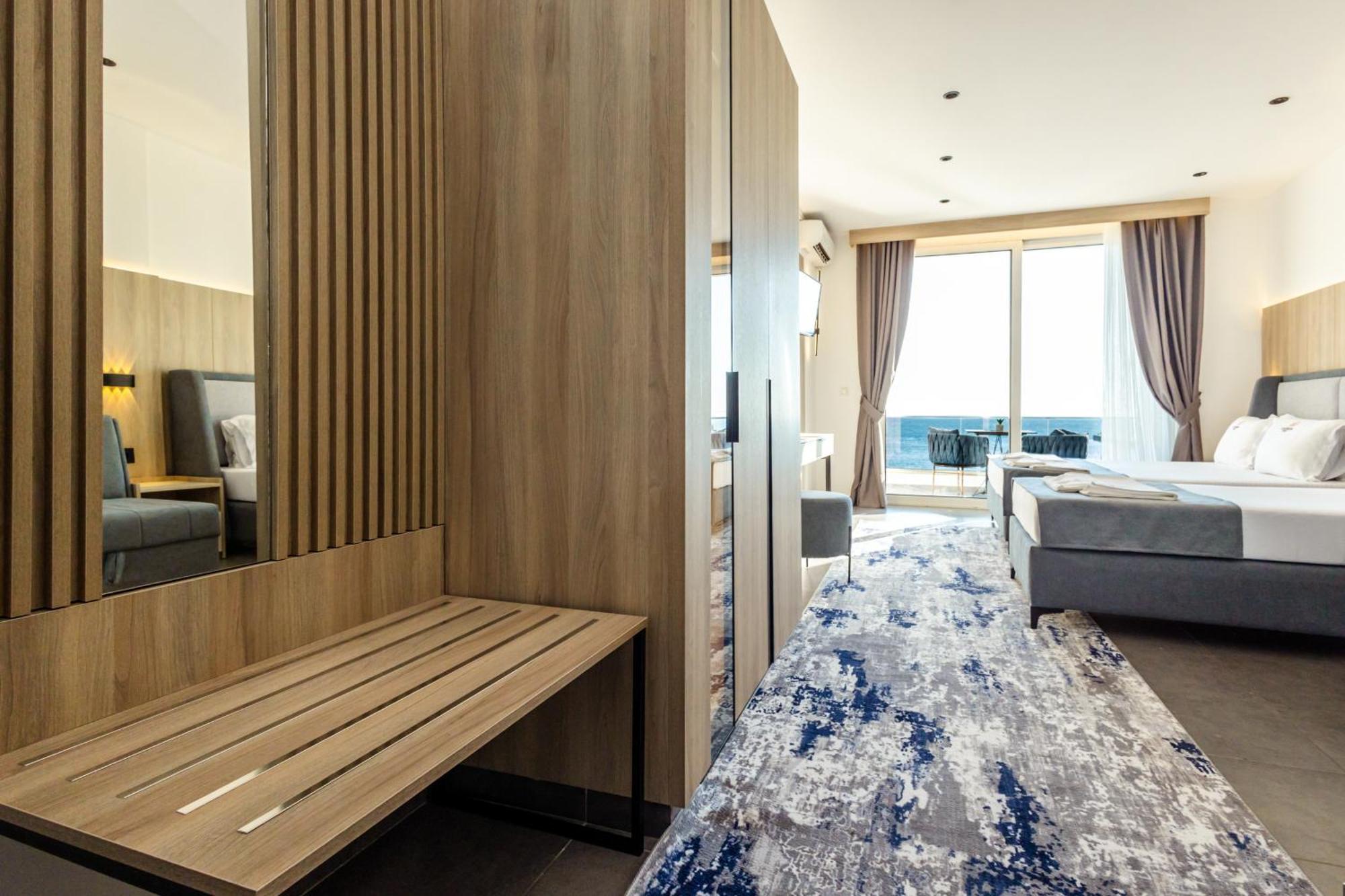 Continental Hotel Ulcinj Luaran gambar