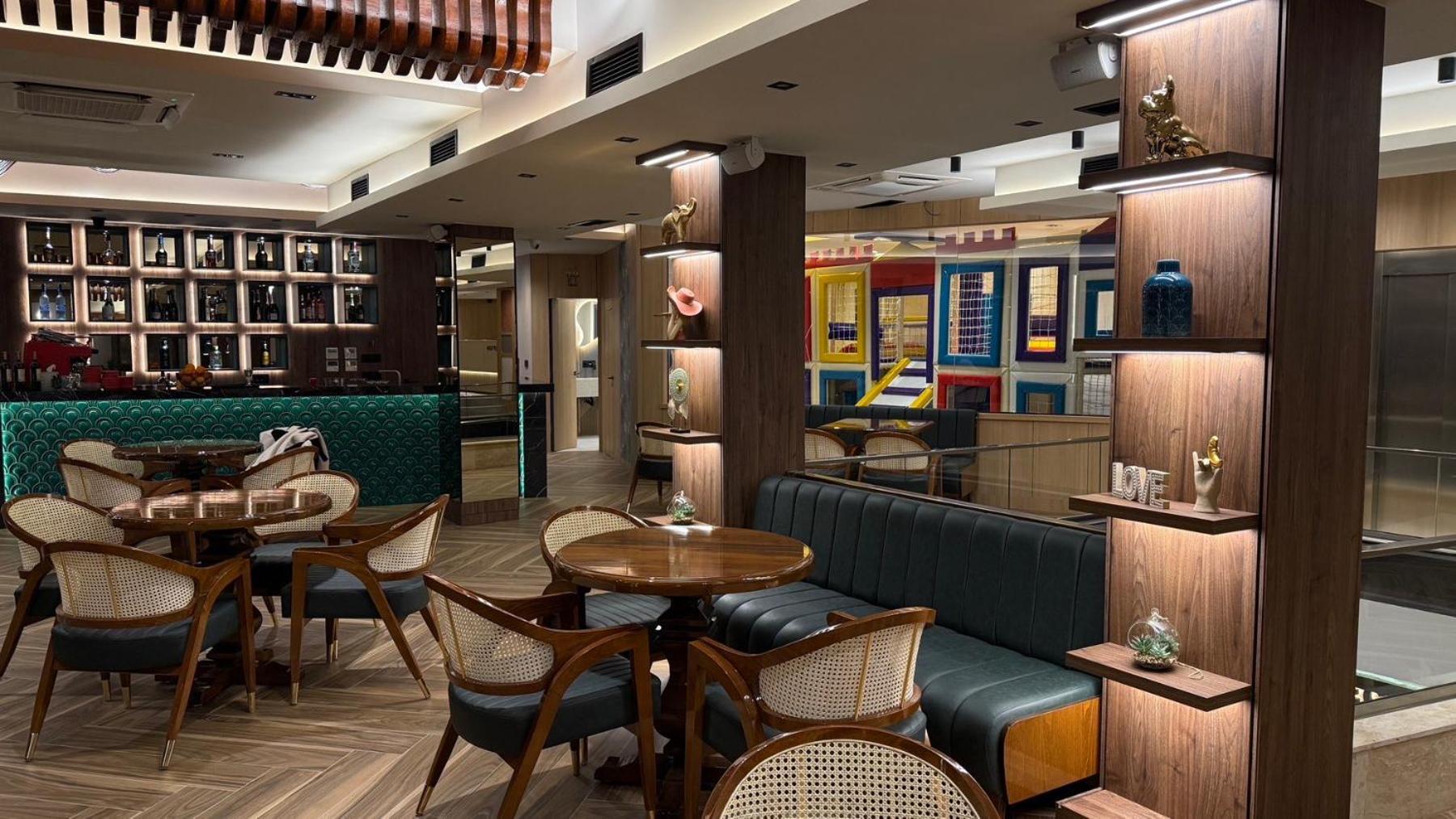 Continental Hotel Ulcinj Luaran gambar